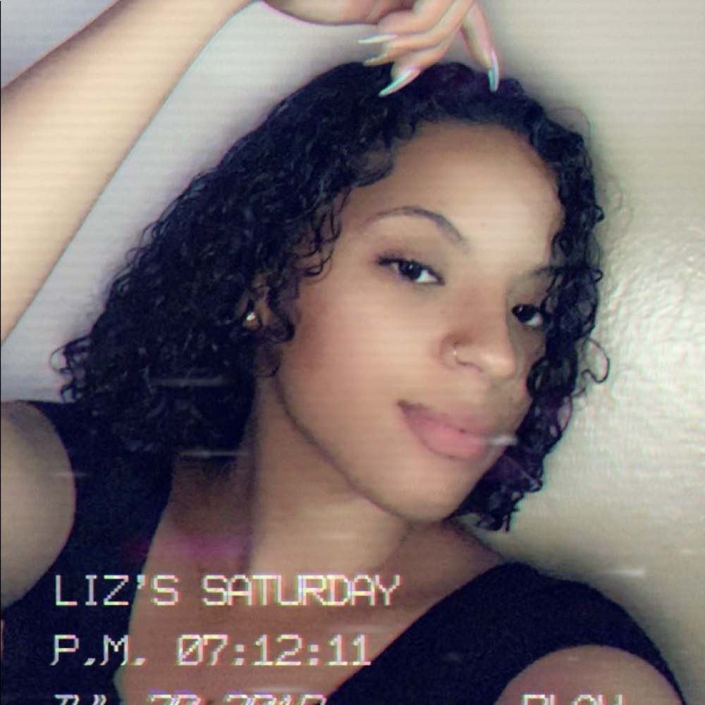 Meet your Posher, Eneliz